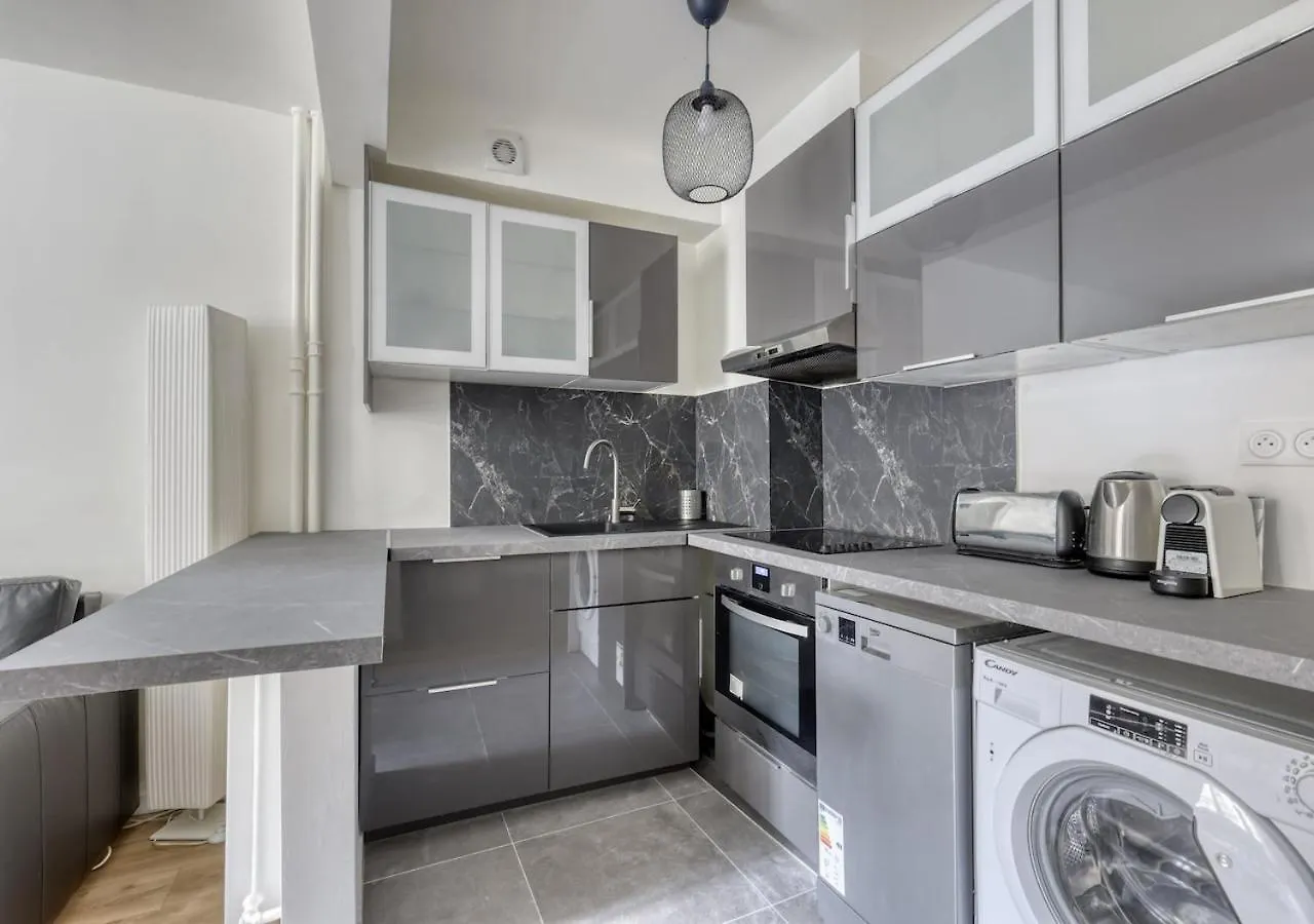 Splendid 2Bdrs Flat With Balcony-Paris 15 - Mid T Apartman 0*,